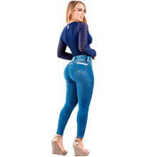 Cargar imagen en el visor de la galería, LATY ROSE 2017