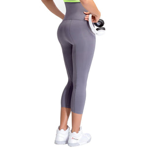 Lowla 41233 | Colombian High-waisted Capri Leggings